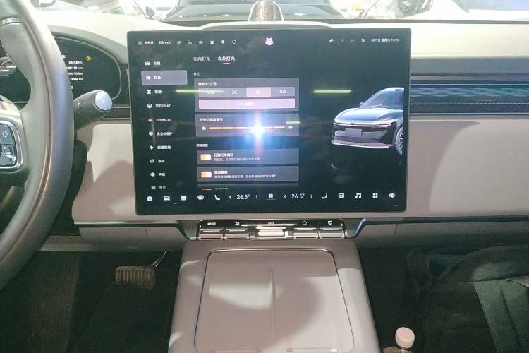 Used Zeekr 7X 2025 100 kWh Long-Range Rear-Wheel Drive with Intelligent Driving Features Audio And AC Panel