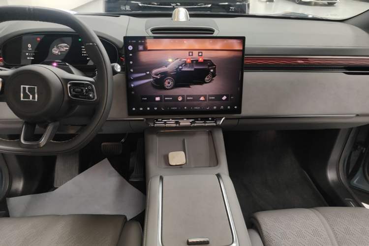 Used Zeekr 7X 2025 75 kWh Rear-Wheel Drive Intelligent Driving Version Audio And AC Panel