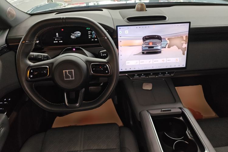 Used Zeekr 7X 2025 100kWh Long-Range All-Wheel Drive Intelligent Driving Version Center Console
