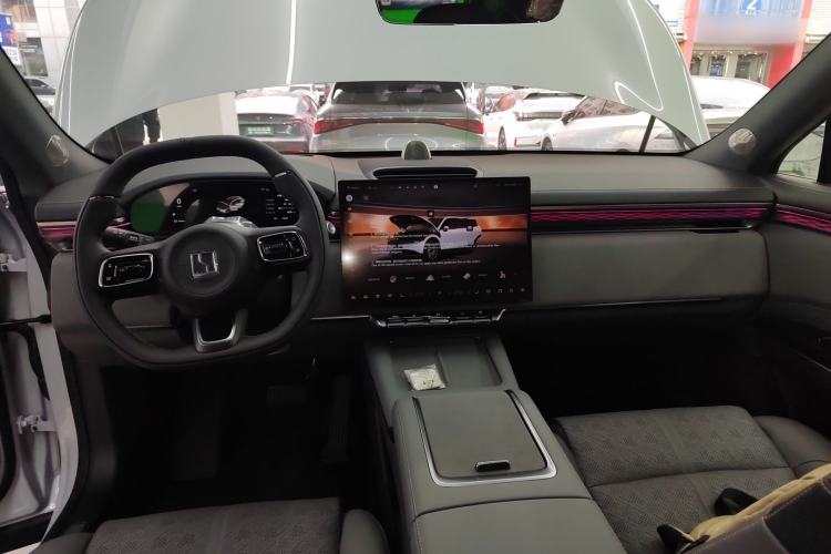 Used Zeekr 7X 2025 100 kWh Long-Range Rear-Wheel Drive with Intelligent Driving Features Center Console