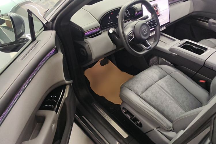 Used Zeekr 7X 2025 100kWh Long-Range All-Wheel Drive Intelligent Driving Version Driver Seat