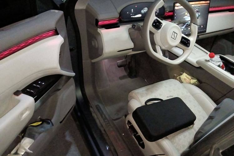Used Zeekr 7X 2025 75 kWh Rear-Wheel Drive Intelligent Driving Version Driver Seat