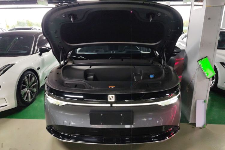 Used Zeekr 7X 2025 75 kWh Rear-Wheel Drive Intelligent Driving Version Engine Bay