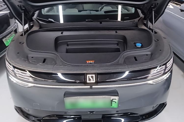 Used Zeekr 7X 2025 100kWh Long-Range All-Wheel Drive Intelligent Driving Version Engine Bay