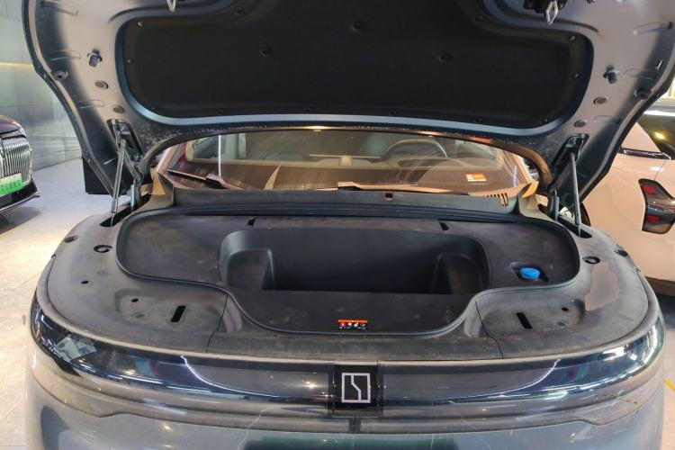 Used Zeekr 7X 2025 100 kWh Long-Range Rear-Wheel Drive with Intelligent Driving Features Engine Bay