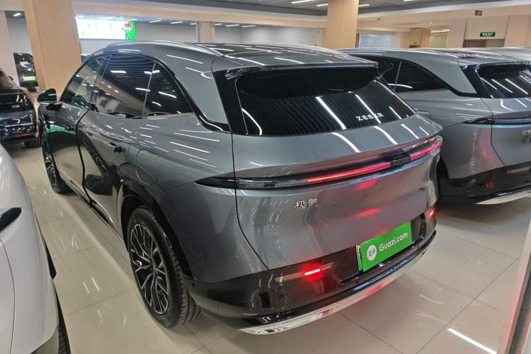 Used Zeekr 7X 2025 100kWh Long-Range All-Wheel Drive Intelligent Driving Version Exterior 2