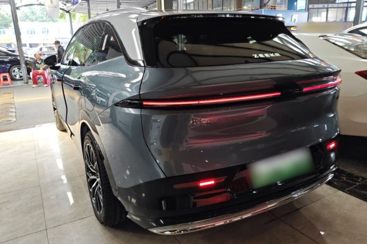 Used Zeekr 7X 2025 100kWh Long-Range All-Wheel Drive Intelligent Driving Version Exterior 2