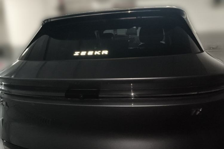 Used Zeekr 7X 2025 75 kWh Rear-Wheel Drive Intelligent Driving Version Exterior 4