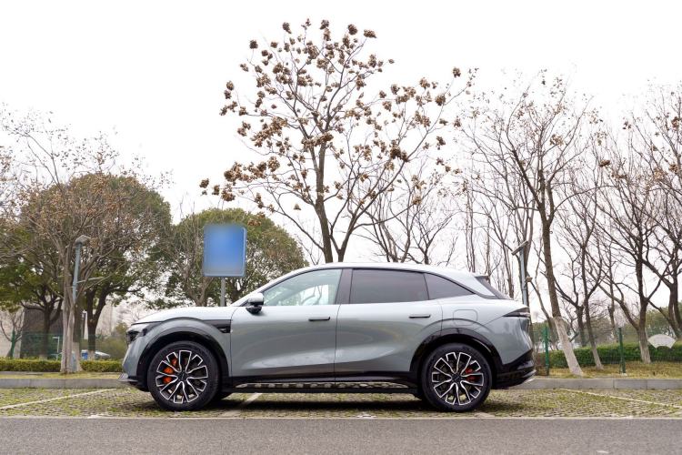Used Zeekr 7X 2025 100 kWh Long-Range Rear-Wheel Drive with Intelligent Driving Features Exterior 7