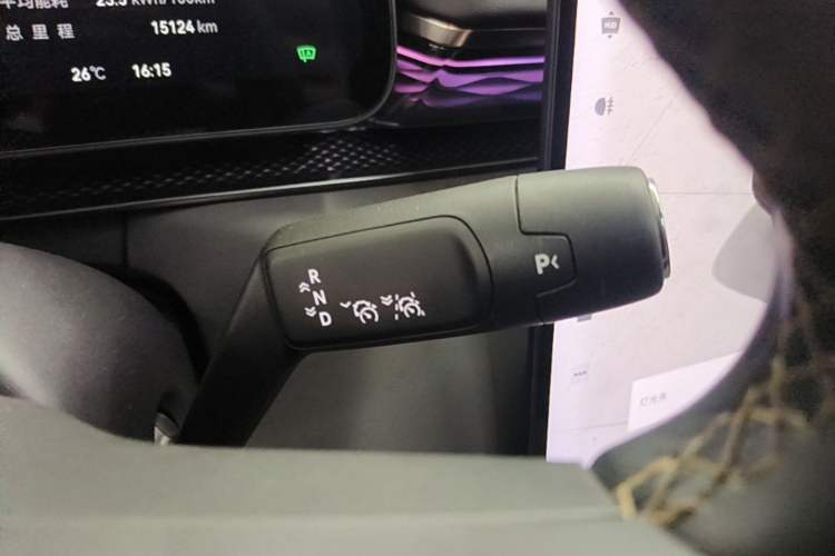 Used Zeekr 7X 2025 100kWh Long-Range All-Wheel Drive Intelligent Driving Version Gear Lever