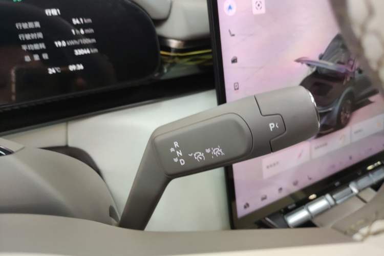 Used Zeekr 7X 2025 100kWh Long-Range All-Wheel Drive Intelligent Driving Version Gear Lever