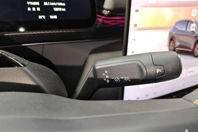 Used Zeekr 7X 2025 100kWh Long-Range All-Wheel Drive Intelligent Driving Version Gear Lever