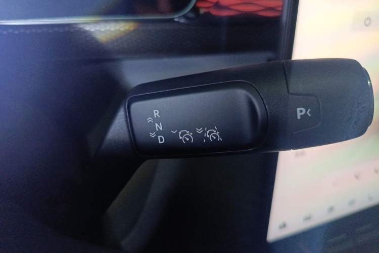 Used Zeekr 7X 2025 100 kWh Long-Range Rear-Wheel Drive with Intelligent Driving Features Gear Lever
