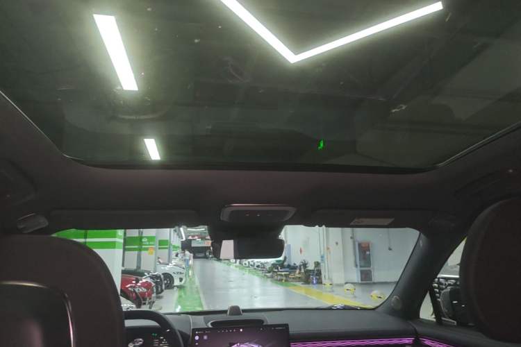 Used Zeekr 7X 2025 75 kWh Rear-Wheel Drive Intelligent Driving Version Headliner