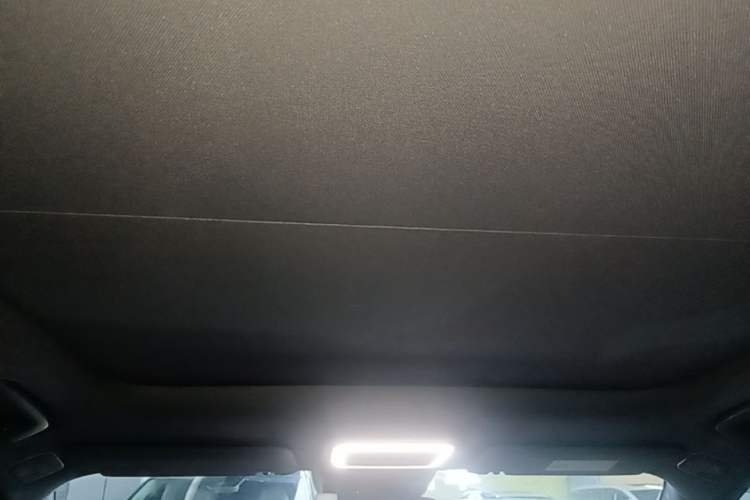 Used Zeekr 7X 2025 100 kWh Long-Range Rear-Wheel Drive with Intelligent Driving Features Headliner