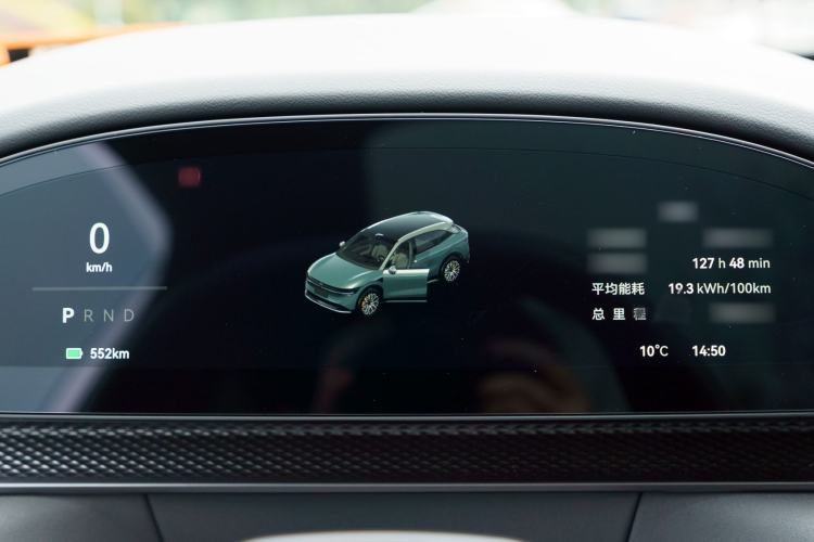 Used Zeekr 7X 2025 100 kWh Long-Range Rear-Wheel Drive with Intelligent Driving Features Instrument Cluster