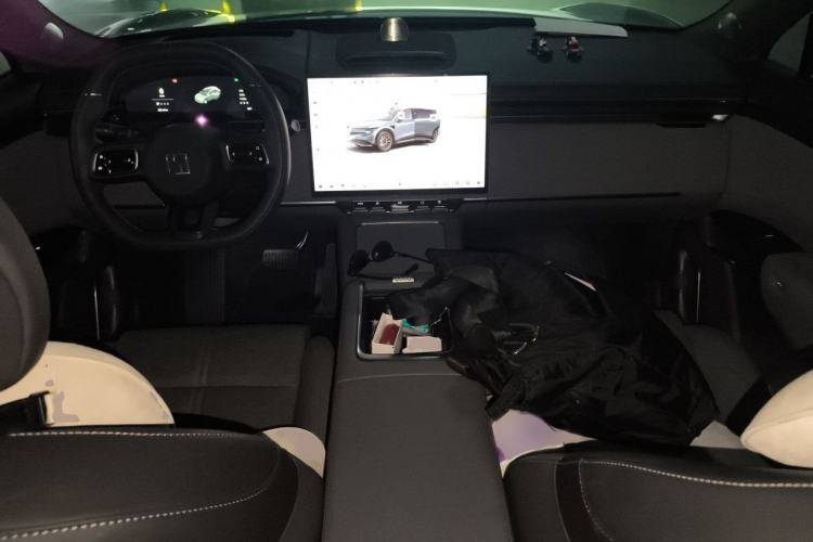 Used Zeekr 7X 2025 75 kWh Rear-Wheel Drive Intelligent Driving Version Interior 2