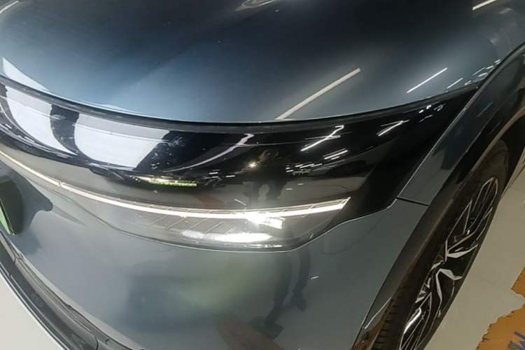 Used Zeekr 7X 2025 100 kWh Long-Range Rear-Wheel Drive with Intelligent Driving Features Left Front Headlight