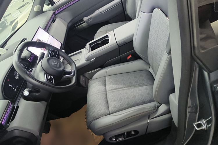 Used Zeekr 7X 2025 100kWh Long-Range All-Wheel Drive Intelligent Driving Version Left Front Seat