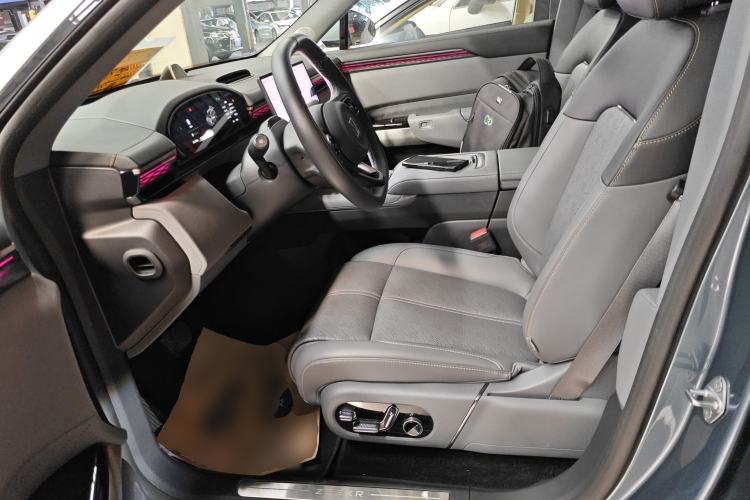 Used Zeekr 7X 2025 100kWh Long-Range All-Wheel Drive Intelligent Driving Version Left Front Seat