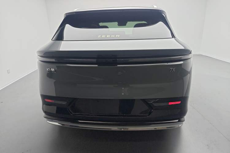 Used Zeekr 7X 2025 100 kWh Long-Range Rear-Wheel Drive with Intelligent Driving Features Rear