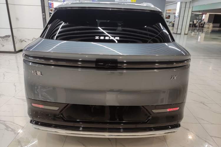 Used Zeekr 7X 2025 100kWh Long-Range All-Wheel Drive Intelligent Driving Version Rear