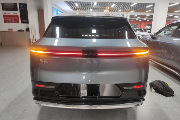 Used Zeekr 7X 2025 75 kWh Rear-Wheel Drive Intelligent Driving Version Rear