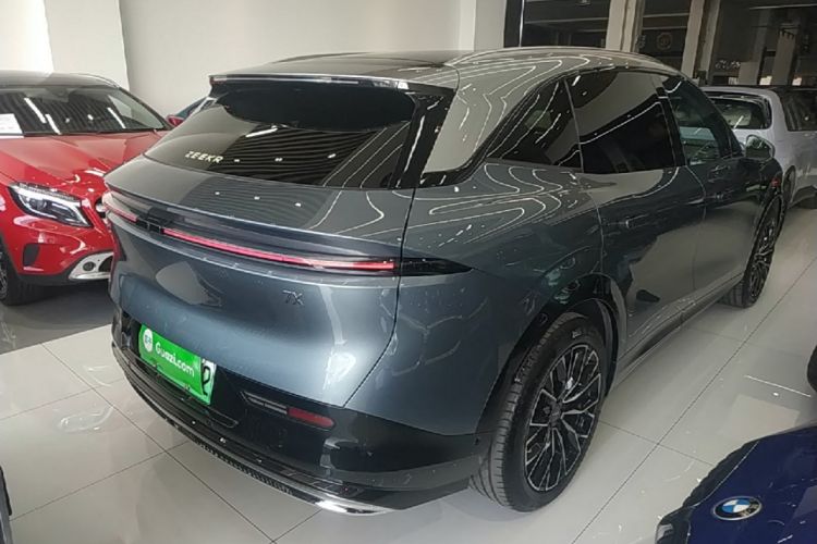 Used Zeekr 7X 2025 100 kWh Long-Range Rear-Wheel Drive with Intelligent Driving Features Rear Right 45 Deg
