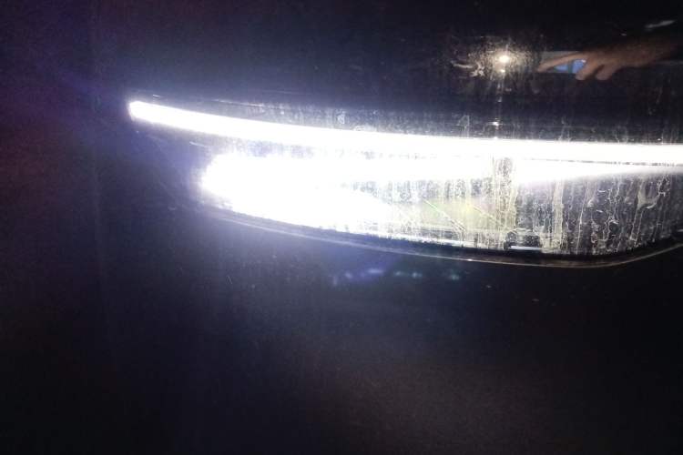 Used Zeekr 7X 2025 75 kWh Rear-Wheel Drive Intelligent Driving Version Right Front Headlight