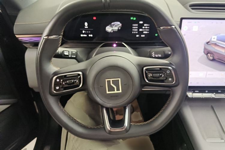 Used Zeekr 7X 2025 100kWh Long-Range All-Wheel Drive Intelligent Driving Version Steering Wheel