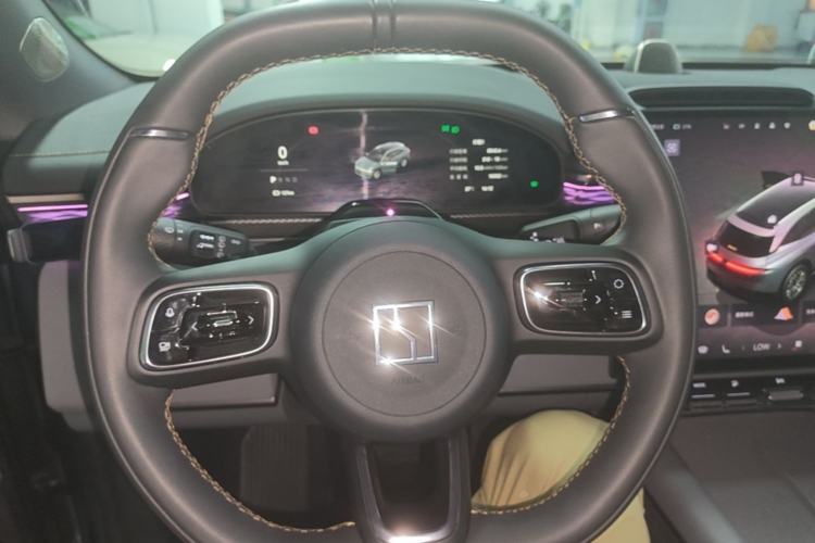 Used Zeekr 7X 2025 75 kWh Rear-Wheel Drive Intelligent Driving Version Steering Wheel