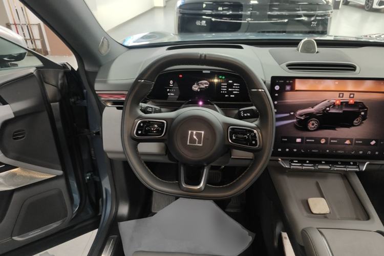 Used Zeekr 7X 2025 75 kWh Rear-Wheel Drive Intelligent Driving Version Steering Wheel
