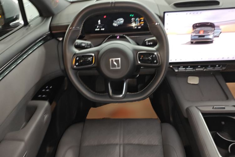 Used Zeekr 7X 2025 100kWh Long-Range All-Wheel Drive Intelligent Driving Version Steering Wheel