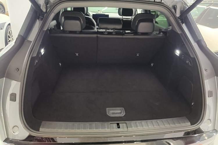 Used Zeekr 7X 2025 100kWh Long-Range All-Wheel Drive Intelligent Driving Version Trunk