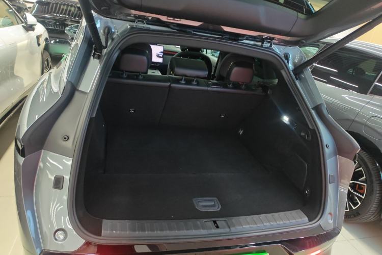 Used Zeekr 7X 2025 100kWh Long-Range All-Wheel Drive Intelligent Driving Version Trunk