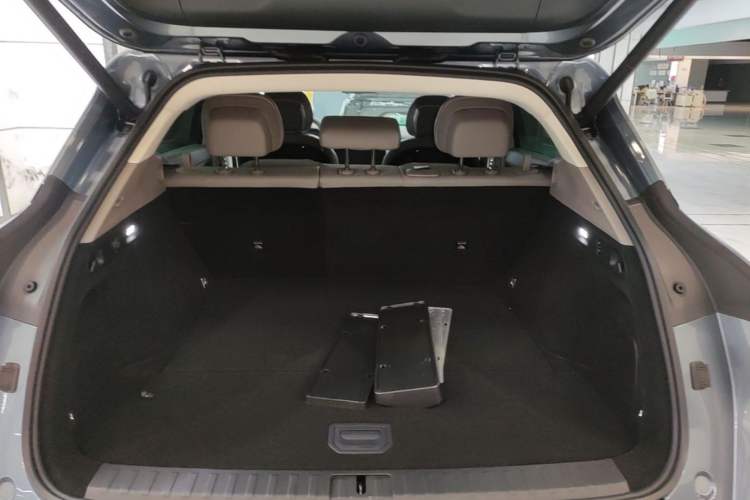 Used Zeekr 7X 2025 100kWh Long-Range All-Wheel Drive Intelligent Driving Version Trunk