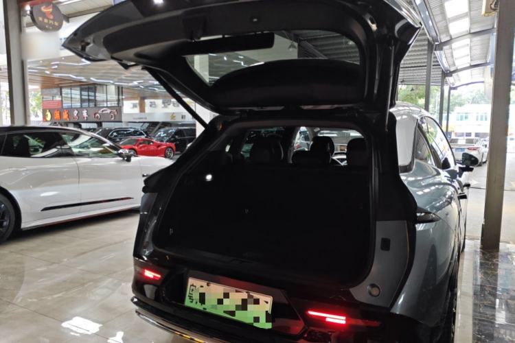 Used Zeekr 7X 2025 100kWh Long-Range All-Wheel Drive Intelligent Driving Version Trunk