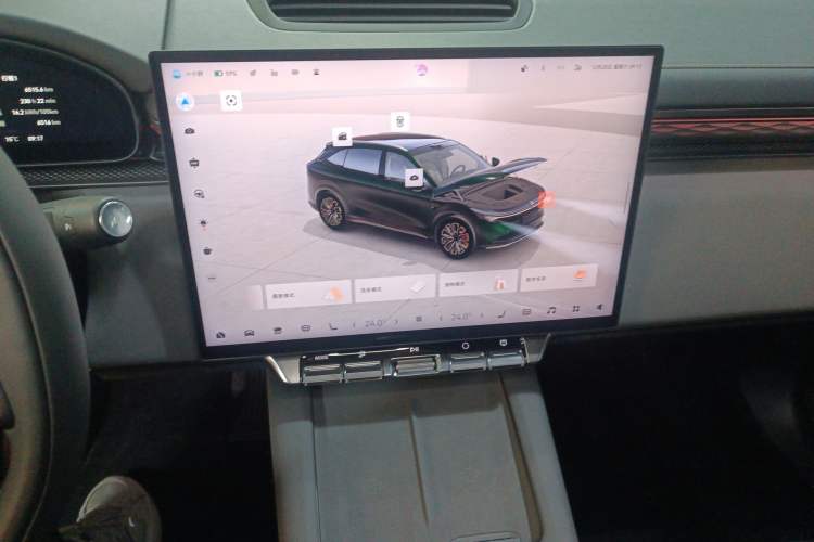 Used Zeekr 7X 2025 75 kWh Rear-Wheel Drive Intelligent Driving Version Audio And AC Panel