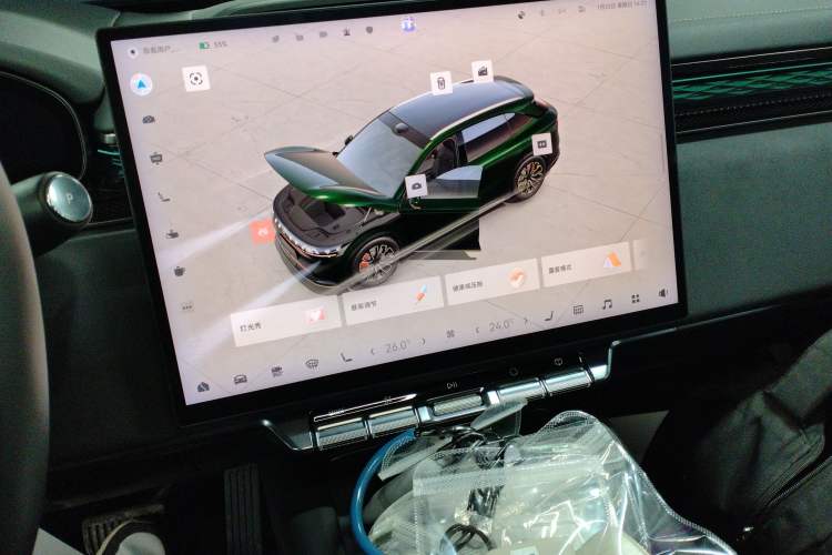 Used Zeekr 7X 2025 100kWh Long-Range All-Wheel Drive Intelligent Driving Version Audio And AC Panel