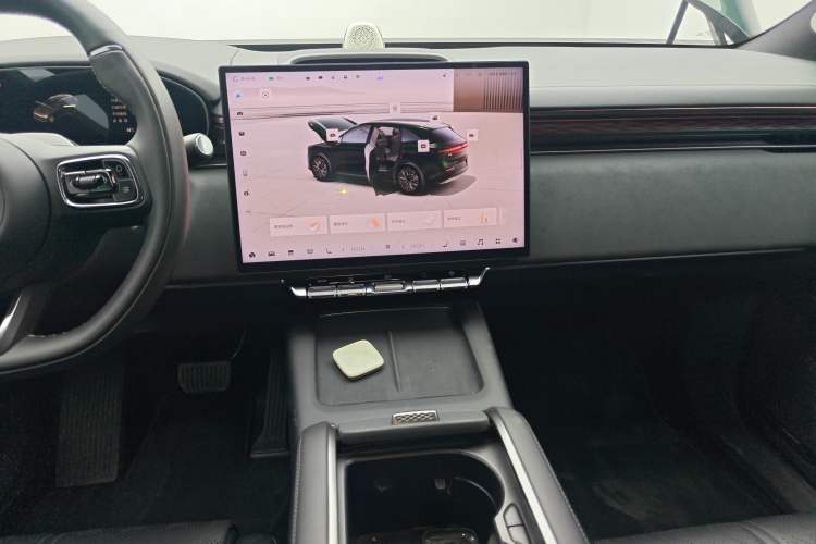 Used Zeekr 7X 2025 100 kWh Long-Range Rear-Wheel Drive with Intelligent Driving Features Audio And AC Panel