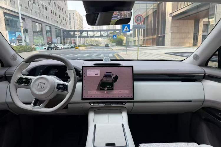 Used Zeekr 7X 2025 100kWh Long-Range All-Wheel Drive Intelligent Driving Version Center Console