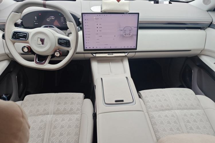 Used Zeekr 7X 2025 100 kWh Long-Range Rear-Wheel Drive with Intelligent Driving Features Center Console