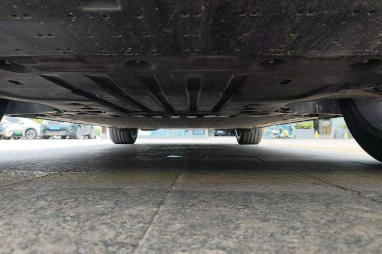 Used Zeekr 7X 2025 100kWh Long-Range All-Wheel Drive Intelligent Driving Version Chassis Front