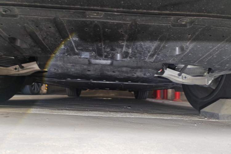Used Zeekr 7X 2025 100kWh Long-Range All-Wheel Drive Intelligent Driving Version Chassis Rear