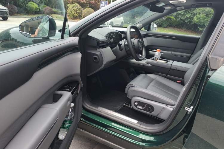 Used Zeekr 7X 2025 100kWh Long-Range All-Wheel Drive Intelligent Driving Version Driver Seat