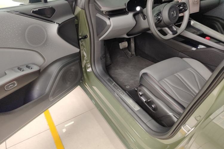 Used Zeekr 7X 2025 75 kWh Rear-Wheel Drive Intelligent Driving Version Driver Seat