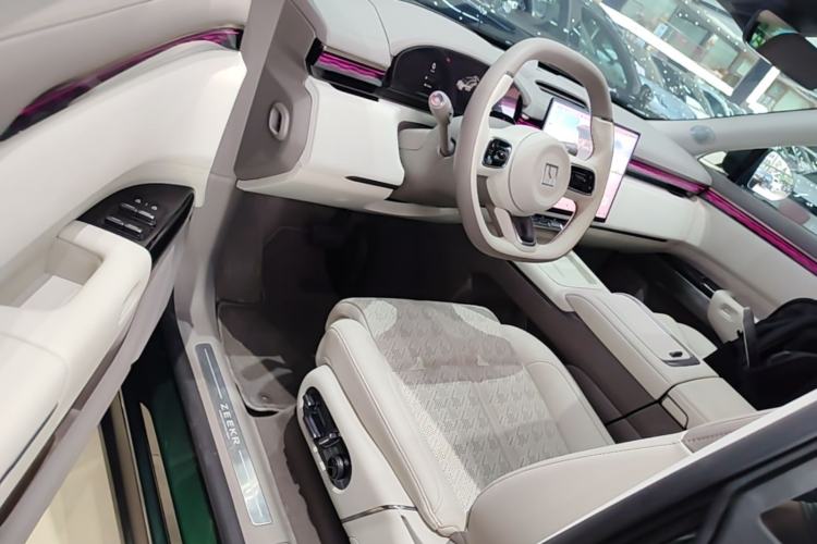 Used Zeekr 7X 2025 100 kWh Long-Range Rear-Wheel Drive with Intelligent Driving Features Driver Seat