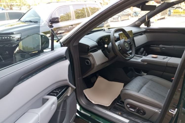 Used Zeekr 7X 2025 75 kWh Rear-Wheel Drive Intelligent Driving Version Driver Seat