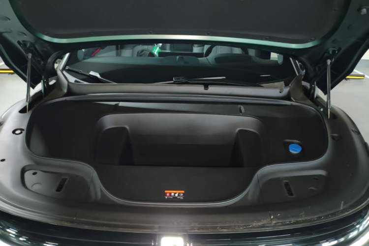 Used Zeekr 7X 2025 100 kWh Long-Range Rear-Wheel Drive with Intelligent Driving Features Engine Bay