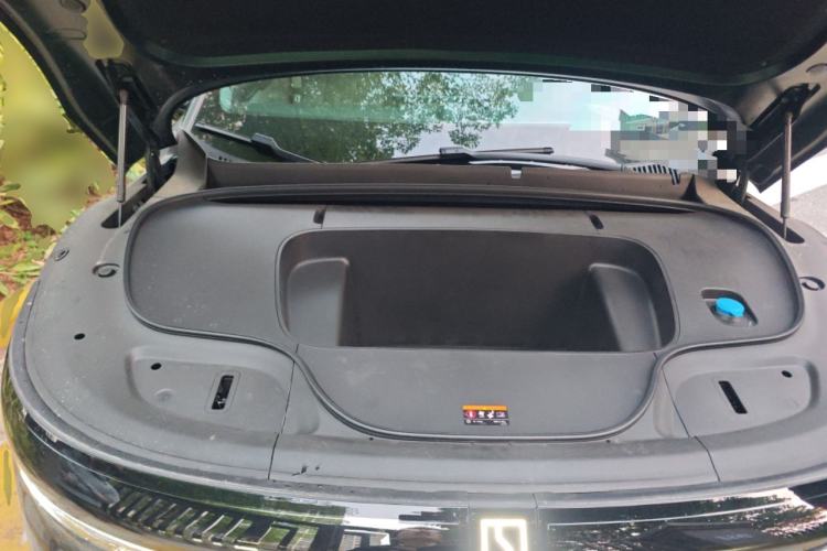 Used Zeekr 7X 2025 100 kWh Long-Range Rear-Wheel Drive with Intelligent Driving Features Engine Bay